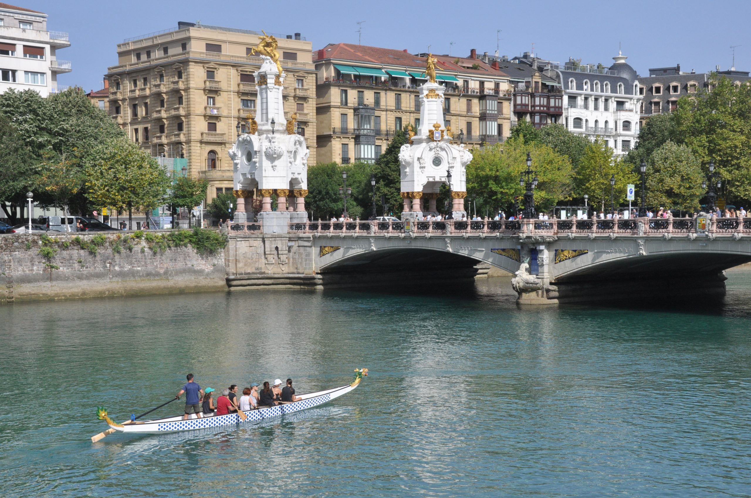 Dragon Boat Acción